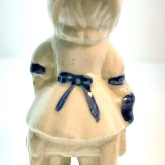 Vintage Holland Figurine Set Farm Boy Girl On Bench Porcelain Blue White Gold - Picture 8 of 11